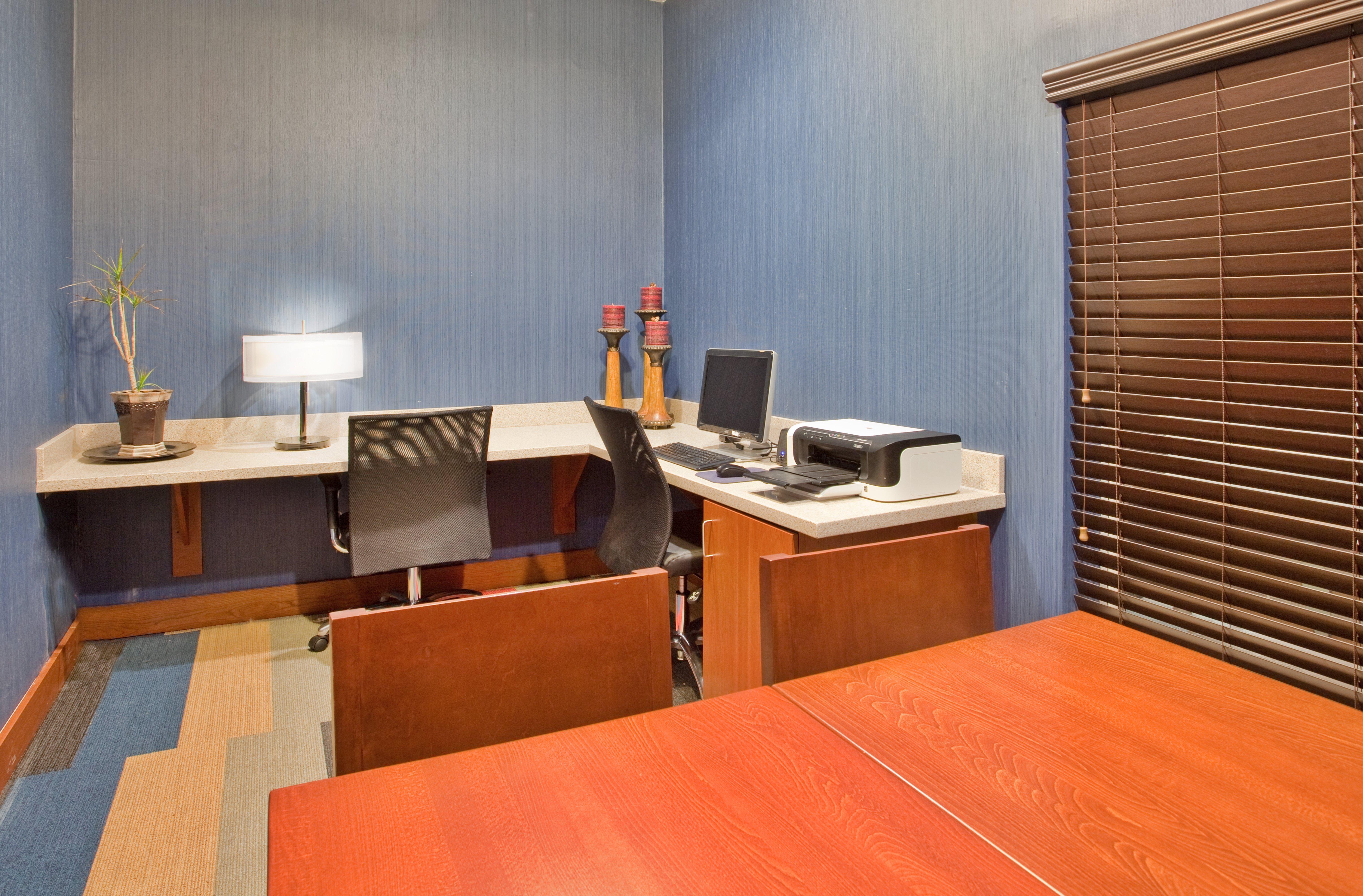 Holiday Inn Express Hotel & Suites Beatrice By Ihg Zewnętrze zdjęcie
