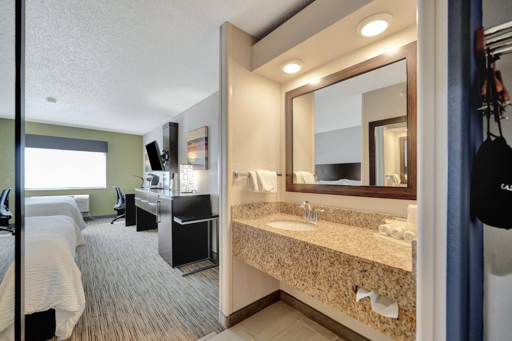 Holiday Inn Express Hotel & Suites Beatrice By Ihg Zewnętrze zdjęcie